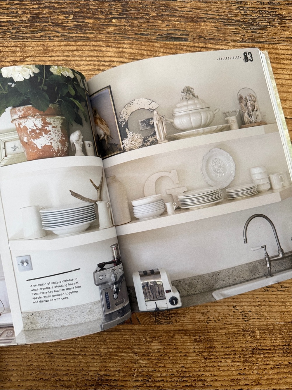CREATIVE WALLS | Interior Design Book - Picture 6 of 15